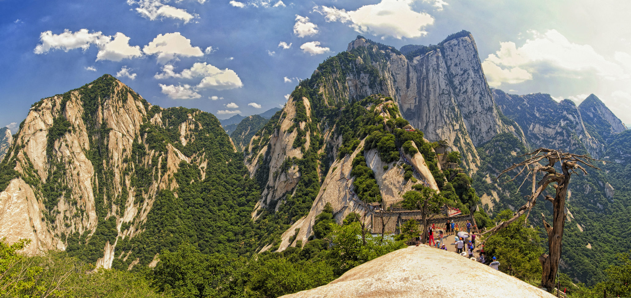 Hike Huashan Mountain near Xian, China | Lost Plate China