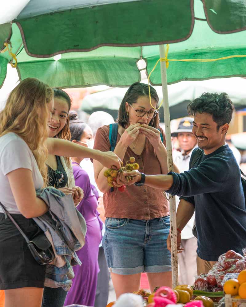Phnom Penh Morning Market & Breakfast Tour Market Guests