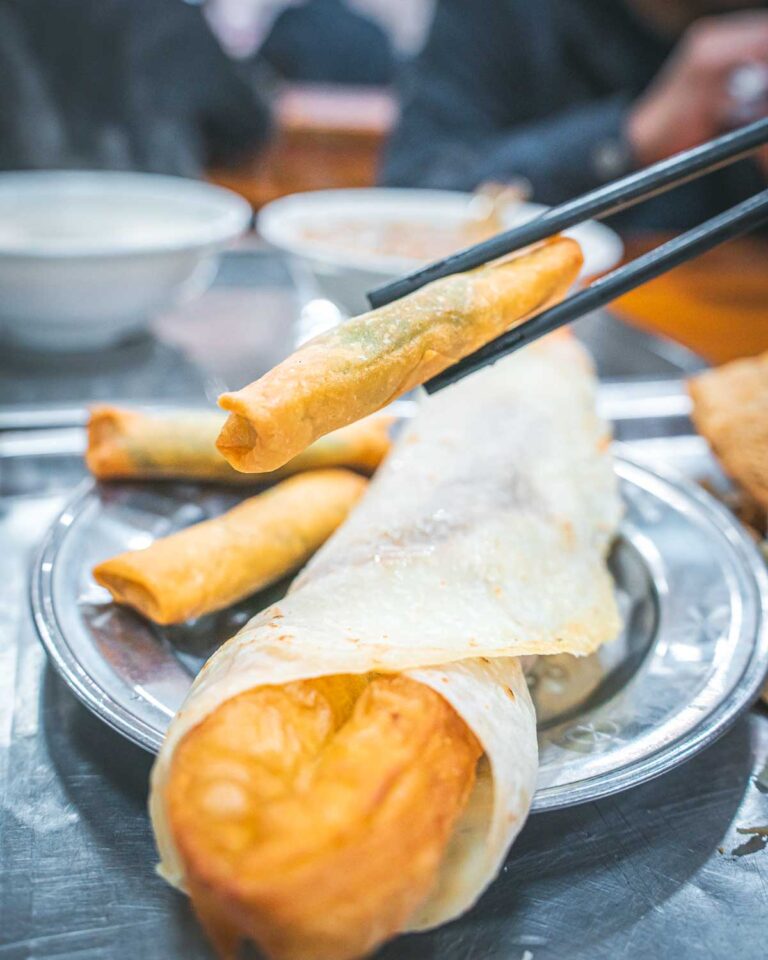 Suzhou Alley-way Food Tour Chinese Donut