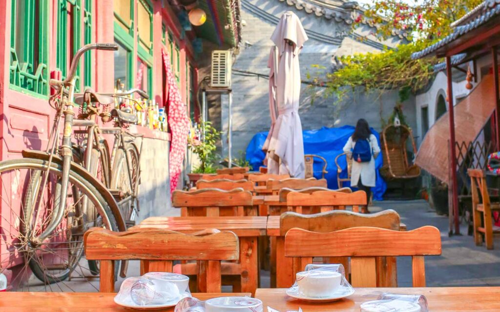 Beijing hutong restaurant tables