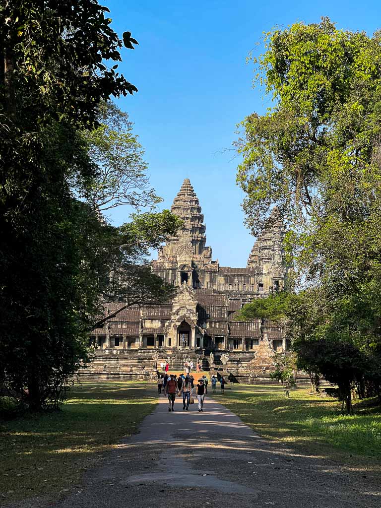 Cambodia_rainy_season_12