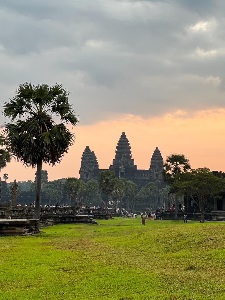 Cambodia_rainy_season_13