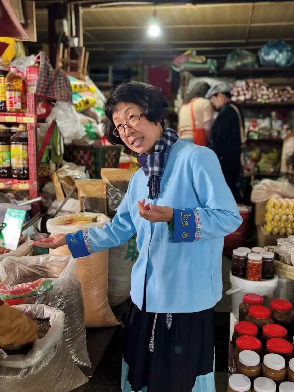 Market tour host