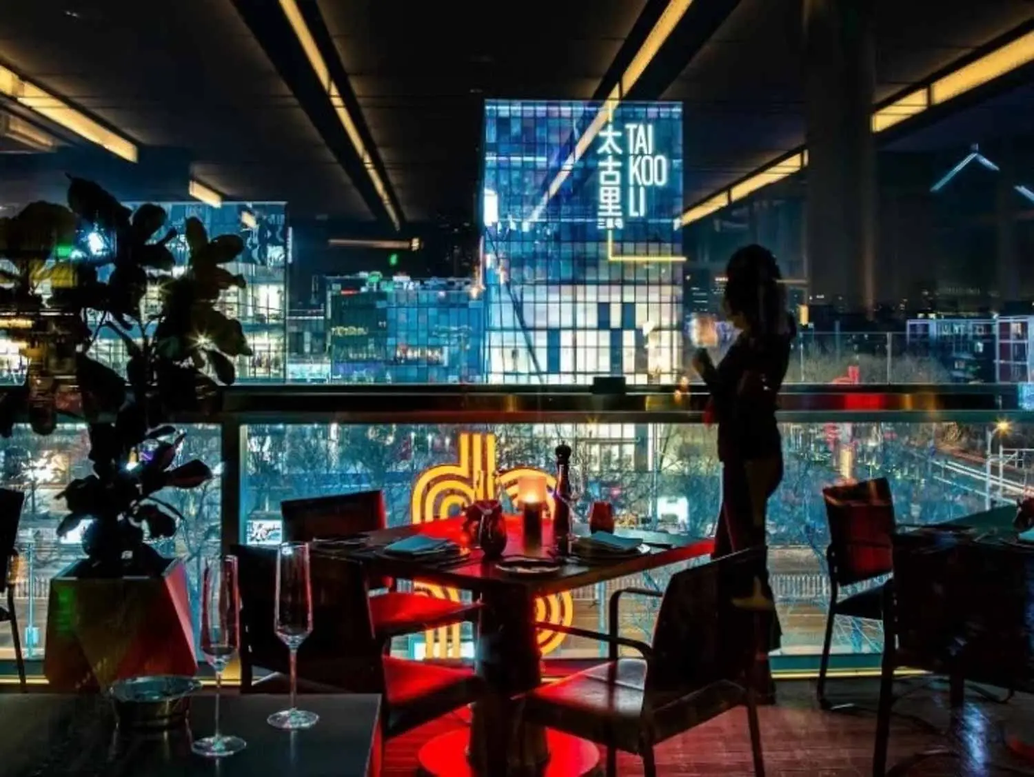 InterContinental Bar