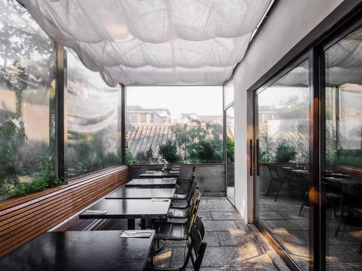 Orchid balcony dining