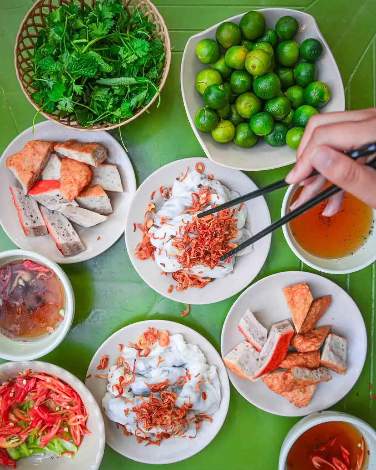 Table of Bahn Cuon