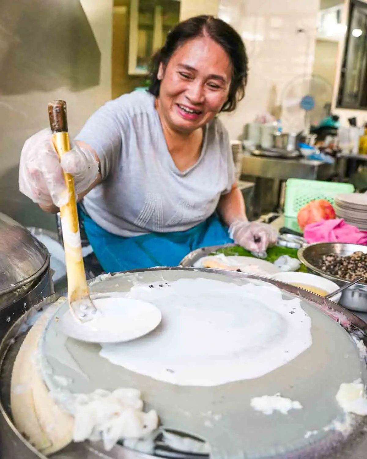 Happy Bahn Cuon vendor