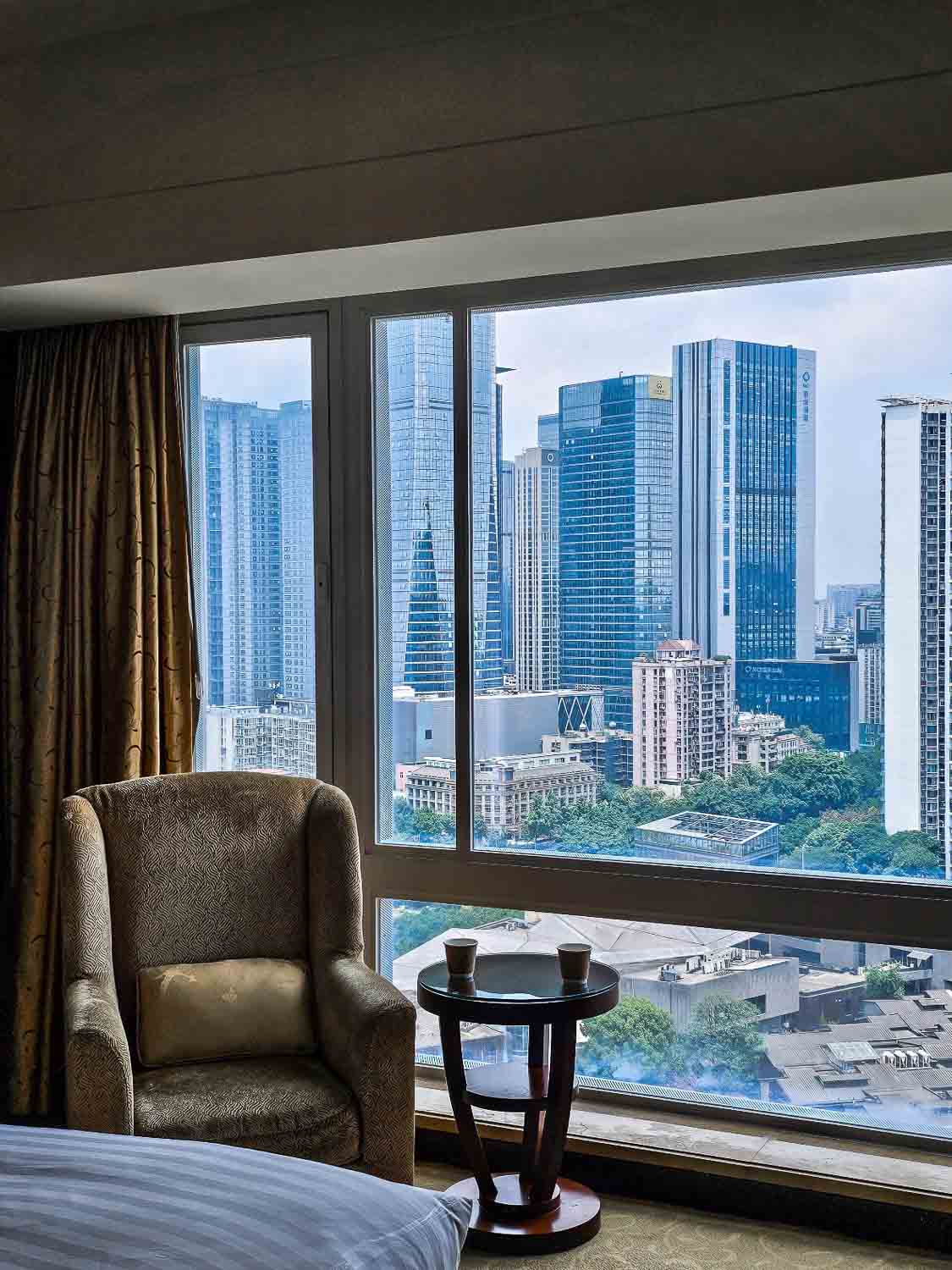 Shangri La Hotel Chengdu room with view