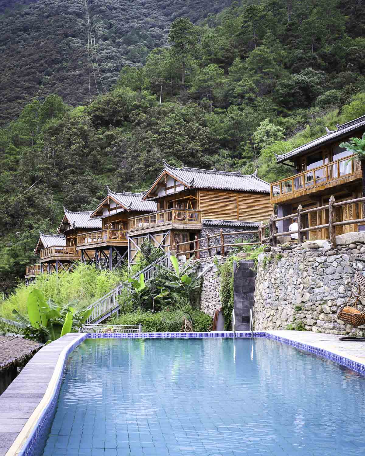 Tiger Leaping Gorge Villa Accommodations