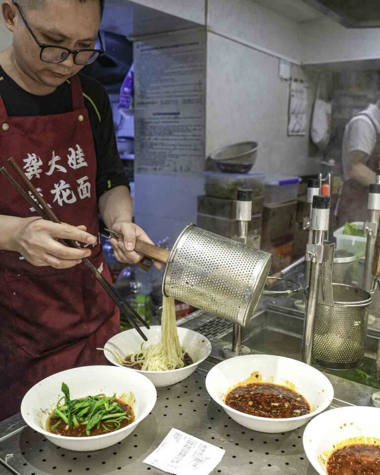 Mr. Gong making Chongqing noodle bowls